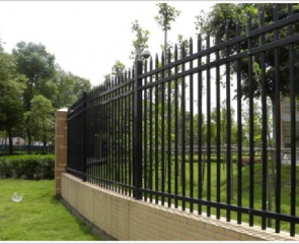 徐州花園鐵藝護(hù)欄